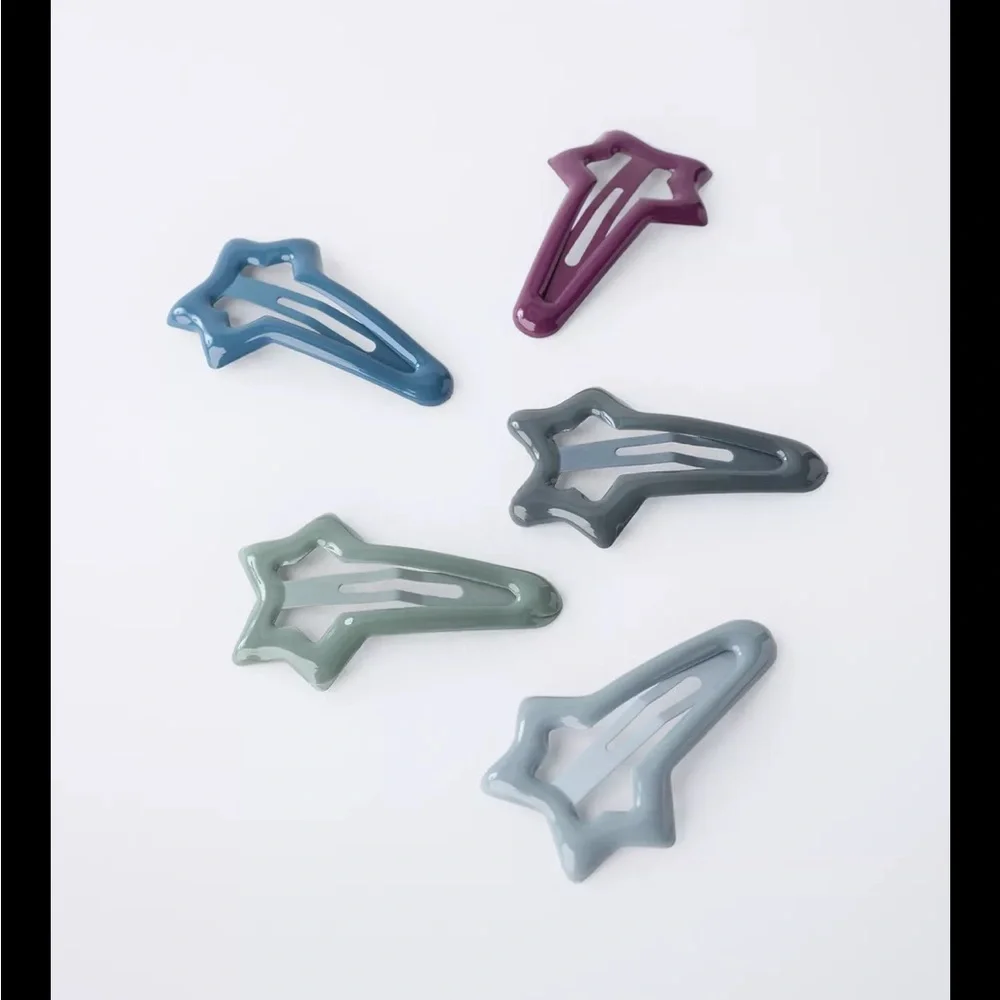 Zara kids, pack of  five star barrettes